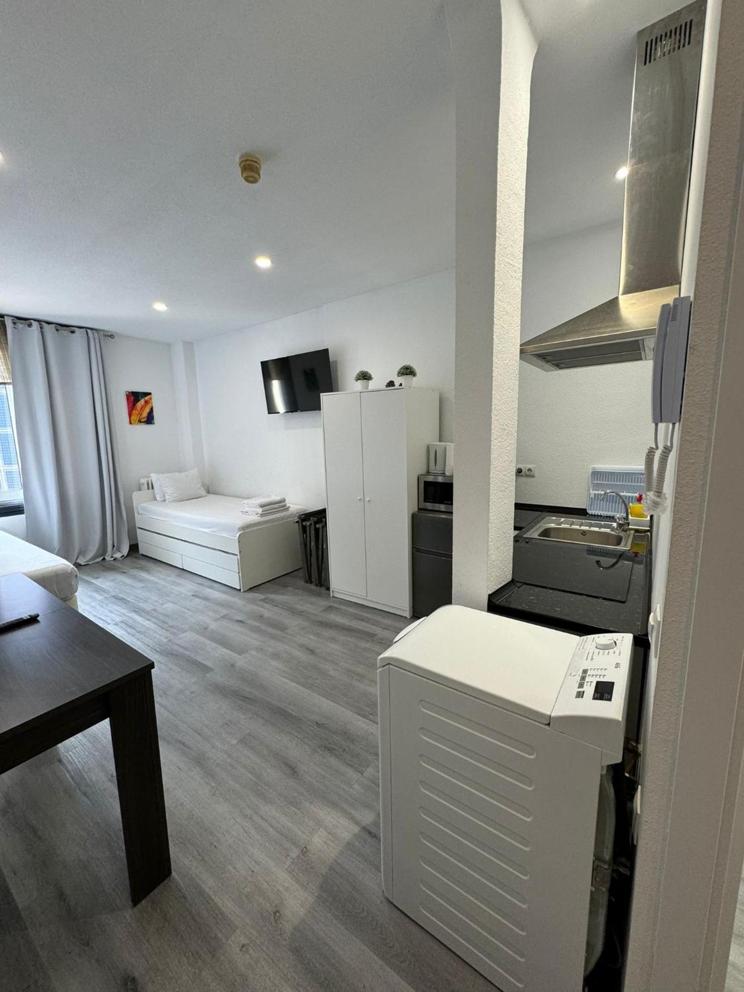 Estudio En Callao, 4 Personas Madrid Exterior foto